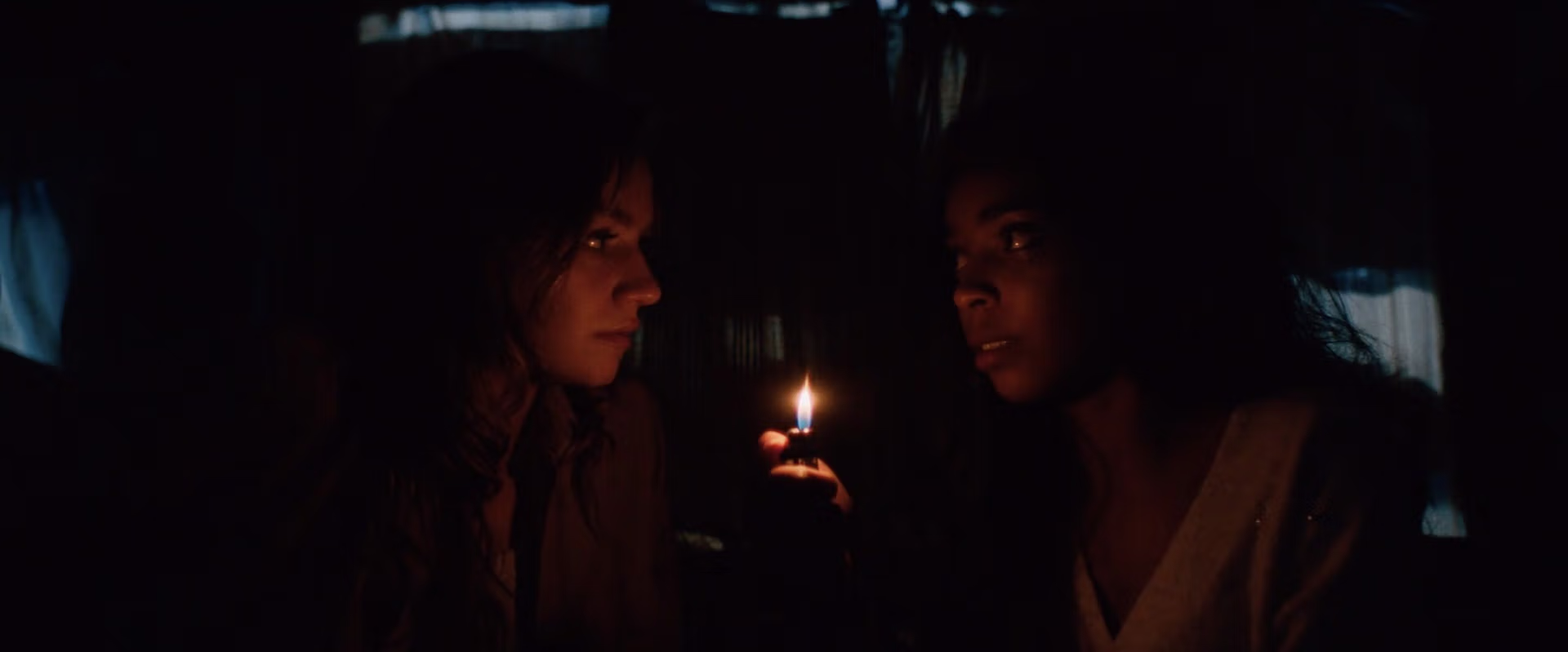 Don't Turn out the Lights horror movie